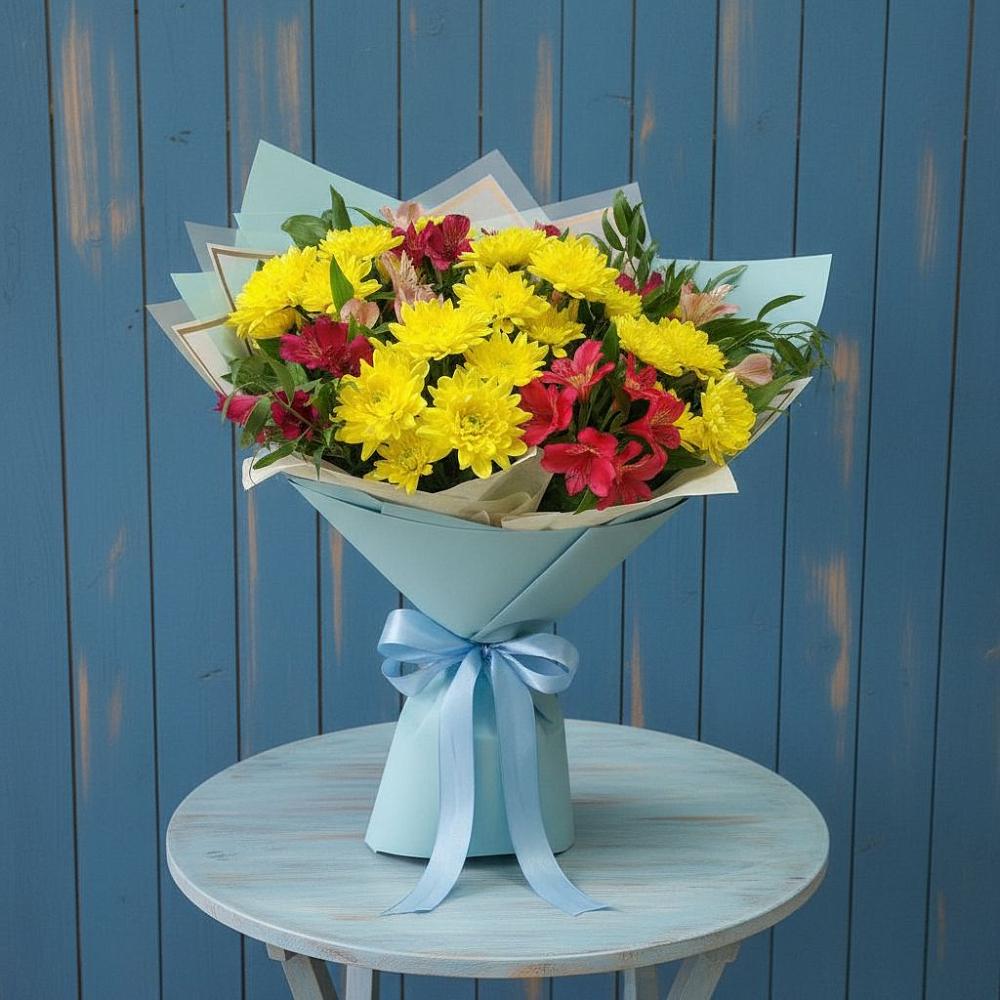 Букет цветов из: Альстромерии и Хризантемы в Русской Гвоздевке