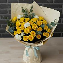 Букет цветов из:  Розы #REPLACE_PRED# Русской Гвоздевке