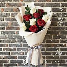Букет цветов из:  Розы в Русской Гвоздевке