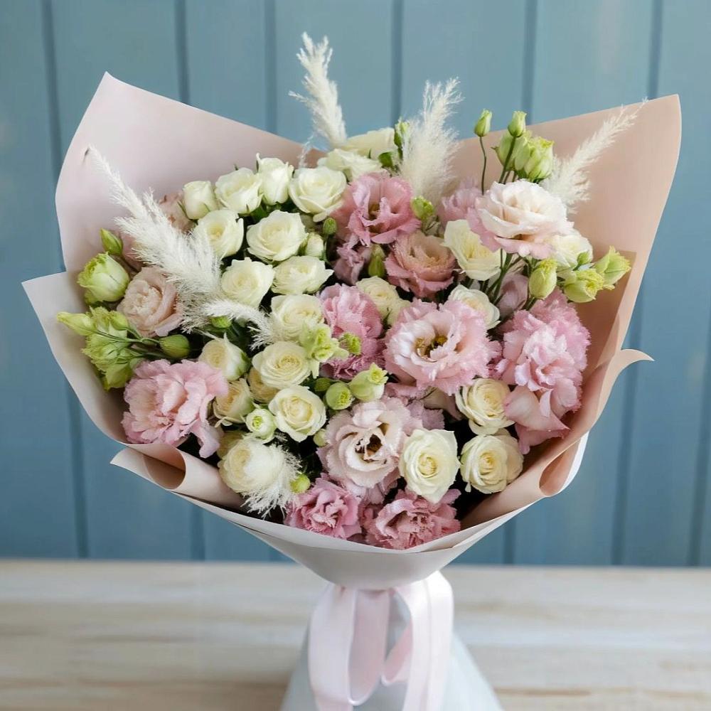 Букет цветов из: Альстромерии и Розы в Русской Гвоздевке