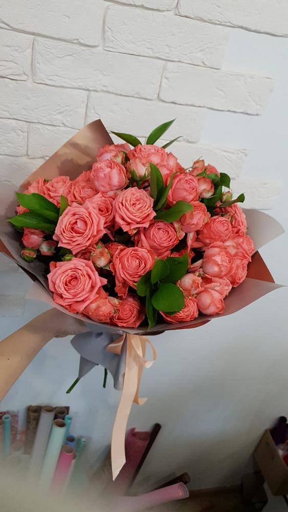 Букет цветов из: Розы в Русской Гвоздевке