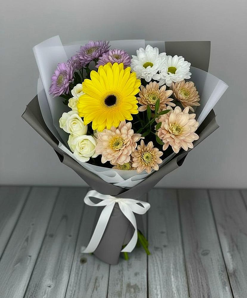 Букет цветов из: Розы, Герберы и Хризантемы в Русской Гвоздевке