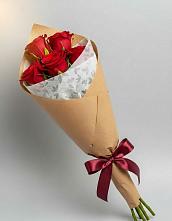 Букет цветов из:  Розы в Русской Гвоздевке