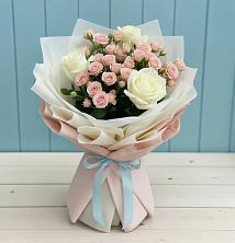 Букет цветов из:  Розы в Русской Гвоздевке