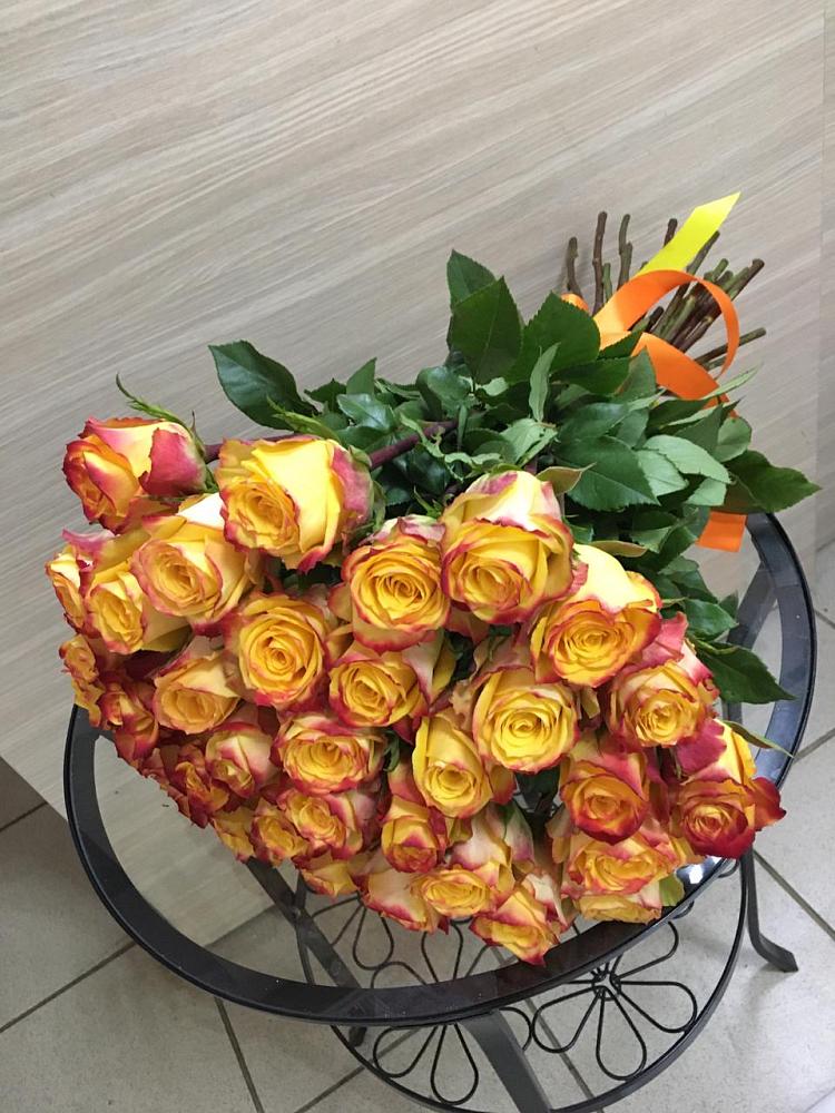 Букет Желтые розы в Русской Гвоздевке