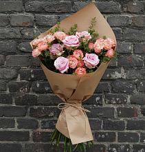 Букет цветов из:  Розы в Русской Гвоздевке