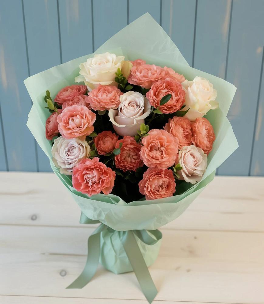 Букет цветов из: Розы в Русской Гвоздевке