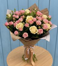 Букет цветов из:  Розы #REPLACE_PRED# Русской Гвоздевке
