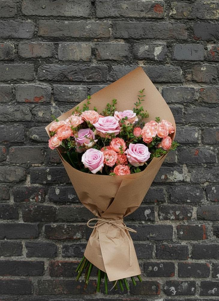 Букет цветов из: Розы в Русской Гвоздевке