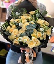 Букет цветов из:  Розы и Лизиантусы #REPLACE_PRED# Русской Гвоздевке