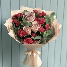 Букет цветов из:  Гвоздики и Розы #REPLACE_PRED# Русской Гвоздевке