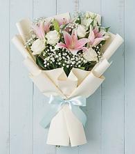 Букет цветов из:  Лилии в Русской Гвоздевке
