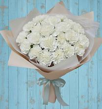 Букет цветов из:  Гвоздики в Русской Гвоздевке