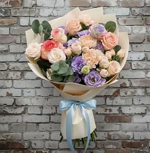 Букет цветов из:  Розы, Лизиантусы и Гвоздики #REPLACE_PRED# Русской Гвоздевке